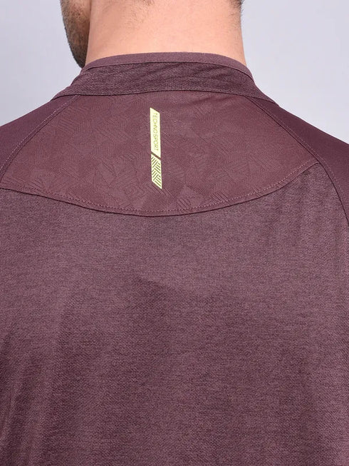 Men Melange Slim Fit Mock Neck T-shirt with TECHNO COOL+