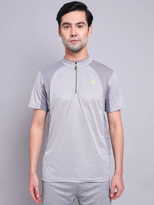 Men Melange Slim Fit Mock Neck T-shirt with TECHNO COOL+