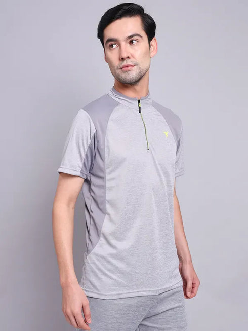 Men Melange Slim Fit Mock Neck T-shirt with TECHNO COOL+
