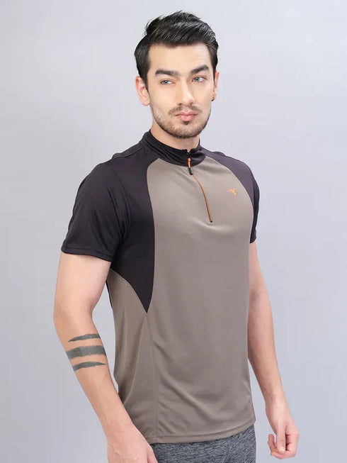 Men Colorblock Slim Fit Mock Neck T-shirt with TECHNO COOL+