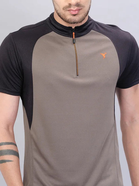 Men Colorblock Slim Fit Mock Neck T-shirt with TECHNO COOL+