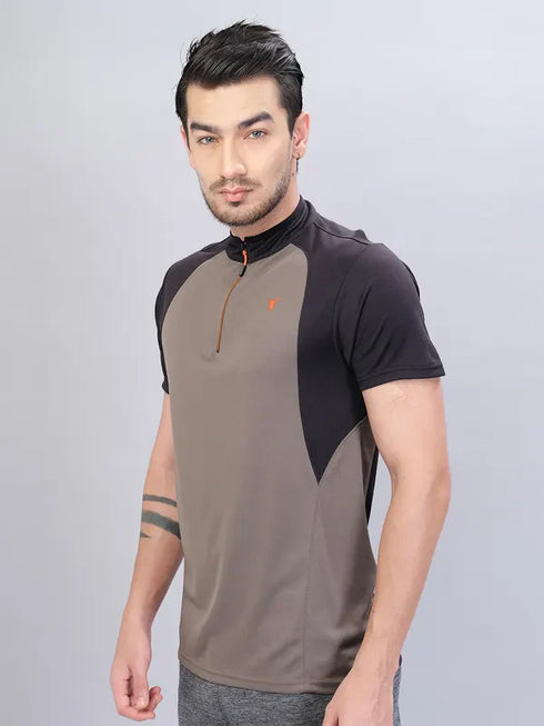 Men Colorblock Slim Fit Mock Neck T-shirt with TECHNO COOL+