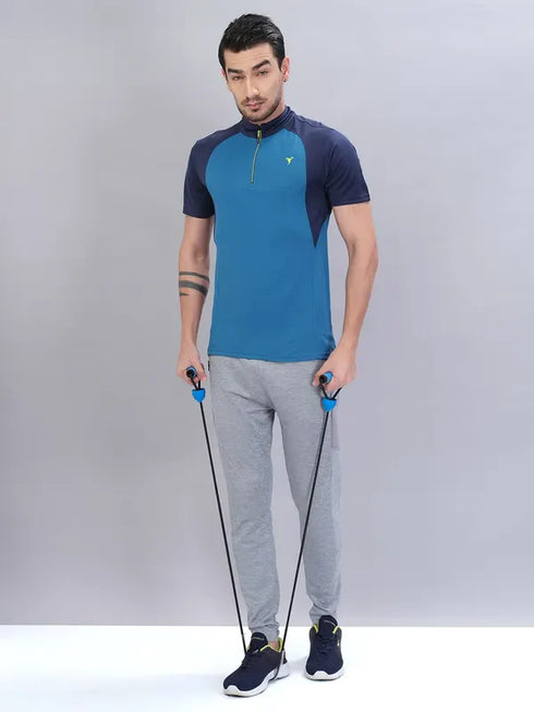 Men Colorblock Slim Fit Mock Neck T-shirt with TECHNO COOL+