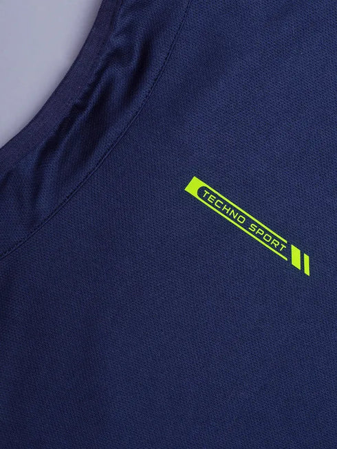 Men Colorblock Slim Fit Mock Neck T-shirt with TECHNO COOL+