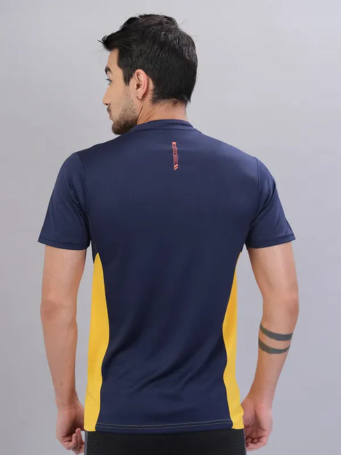 Men Colorblock Slim Fit Mock Neck T-shirt with TECHNO COOL+