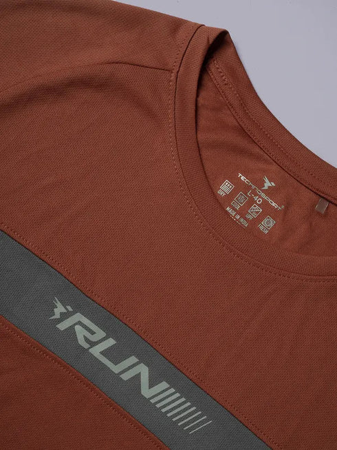 Men Colorblock Slim Fit Crew Neck T-shirt with TECHNO COOL+