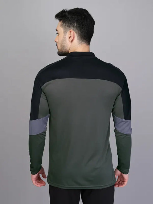 Men Colorblock Slim Fit Polo T-shirt with TECHNO COOL+