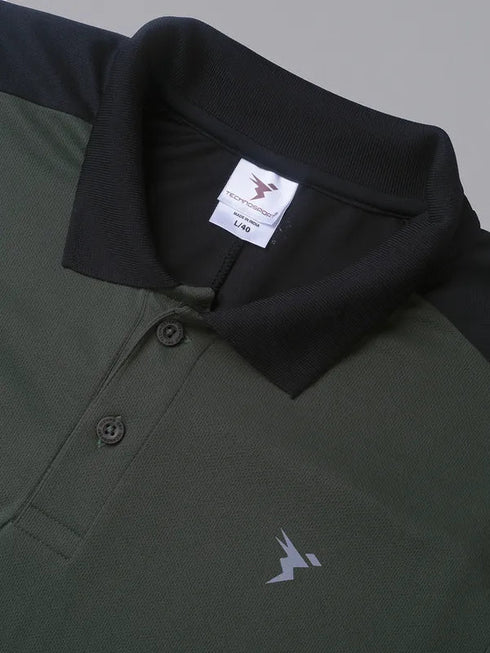 Men Colorblock Slim Fit Polo T-shirt with TECHNO COOL+