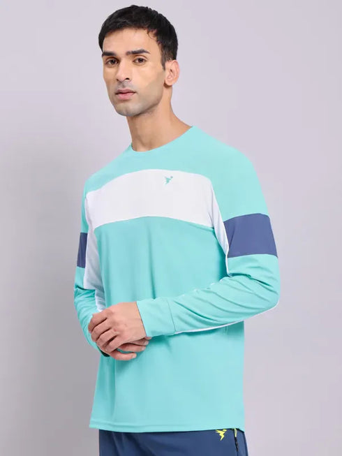 Men Colorblock Slim Fit Crew Neck T-shirt with TECHNOLITE