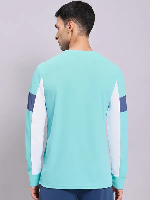 Men Colorblock Slim Fit Crew Neck T-shirt with TECHNOLITE