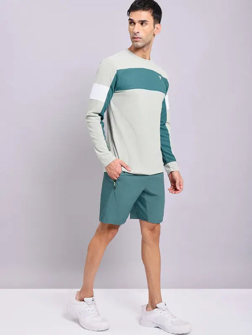 Men Colorblock Slim Fit Crew Neck T-shirt with TECHNOLITE