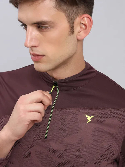 Men Jacquard Slim Fit Mock Neck T-shirt with TECHNO COOL+