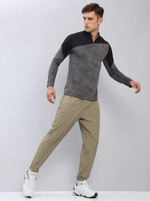 Men Jacquard Slim Fit Mock Neck T-shirt with TECHNO COOL+
