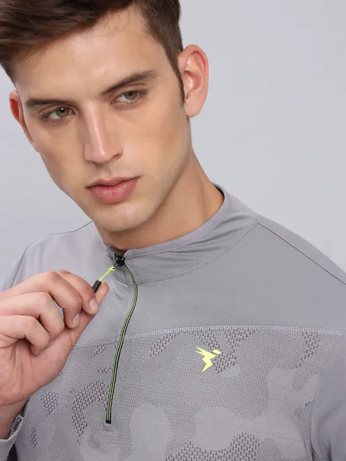 Men Jacquard Slim Fit Mock Neck T-shirt with TECHNO COOL+