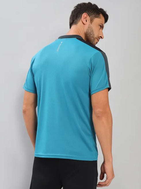 Men Colorblock Slim Fit Polo T-shirt with TECHNO COOL+