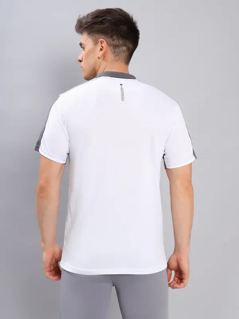 Men Colorblock Slim Fit Polo T-shirt with TECHNO COOL+