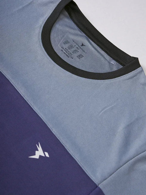 Men Colorblock Slim Fit Crew Neck T-shirt with TECHNO COOL+