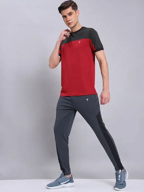 Men Colorblock Slim Fit Crew Neck T-shirt with TECHNO COOL+