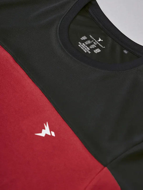 Men Colorblock Slim Fit Crew Neck T-shirt with TECHNO COOL+