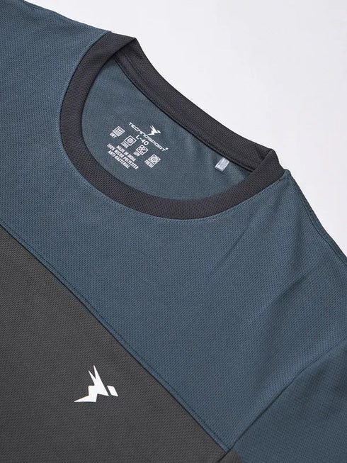 Men Colorblock Slim Fit Crew Neck T-shirt with TECHNO COOL+