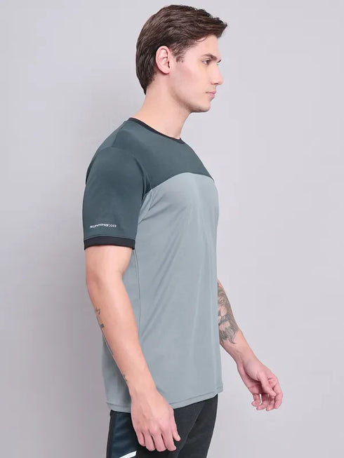 Men Colorblock Slim Fit Crew Neck T-shirt with TECHNO COOL+