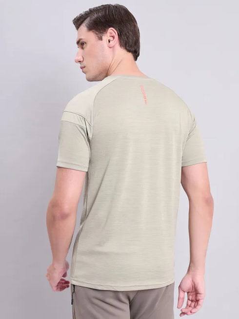 Men Melange Slim Fit Crew Neck T-shirt with TECHNO COOL+