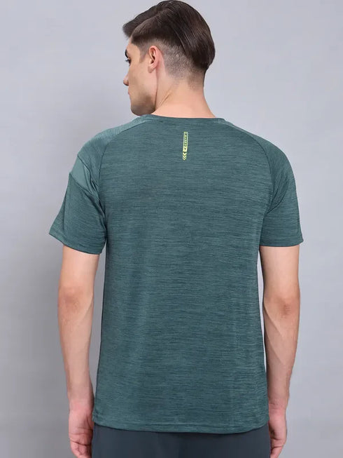 Men Melange Slim Fit Crew Neck T-shirt with TECHNO COOL+
