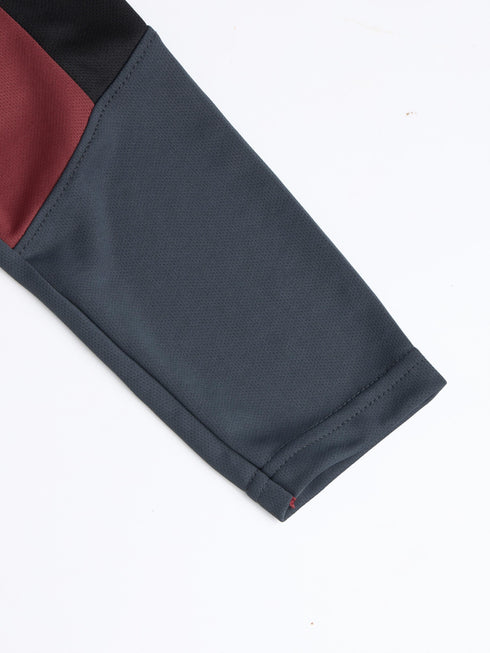 Men Colorblock Slim Fit Crew Neck T-shirt with TECHNO COOL+