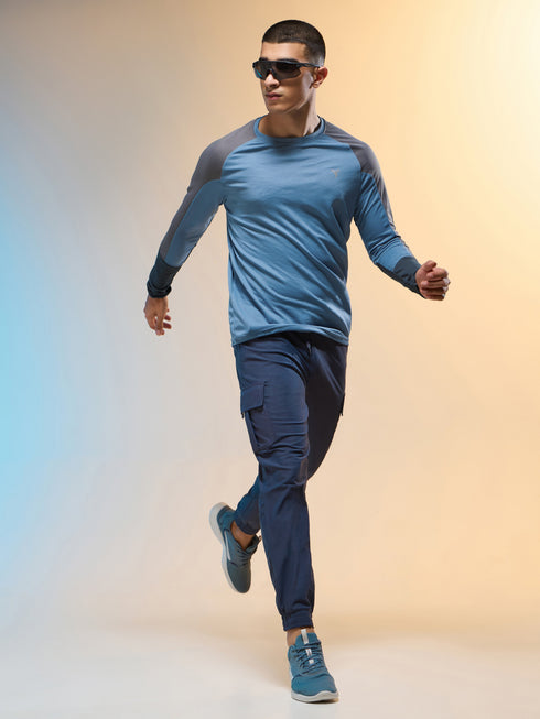 Men Colorblock Slim Fit Crew Neck T-shirt with TECHNO COOL+