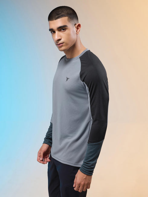 Men Colorblock Slim Fit Crew Neck T-shirt with TECHNO COOL+
