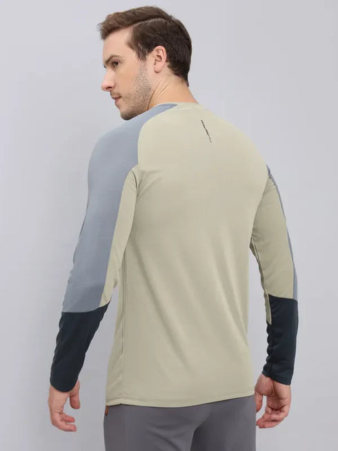 Men Colorblock Slim Fit Crew Neck T-shirt with TECHNO COOL+