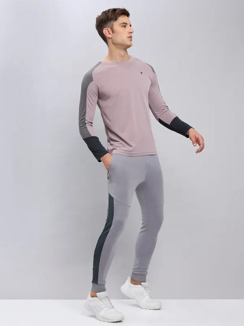 Men Colorblock Slim Fit Crew Neck T-shirt with TECHNO COOL+