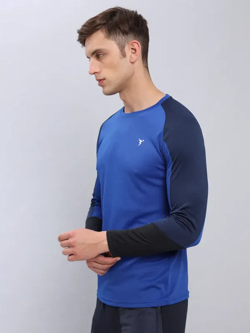 Men Colorblock Slim Fit Crew Neck T-shirt with TECHNO COOL+