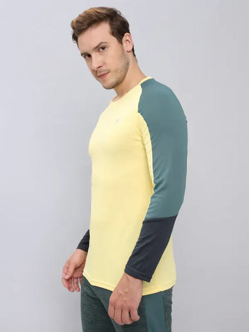 Men Colorblock Slim Fit Crew Neck T-shirt with TECHNO COOL+