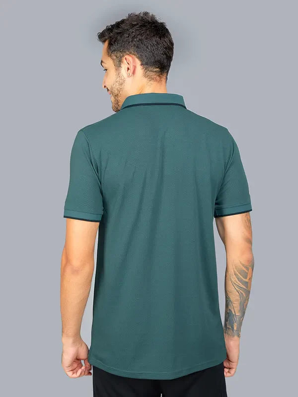 Men Solid Slim Fit Polo T-shirt with TECHNO COOL+