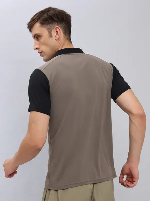 Men Colorblock Slim Fit Polo T-shirt with TECHNO COOL+