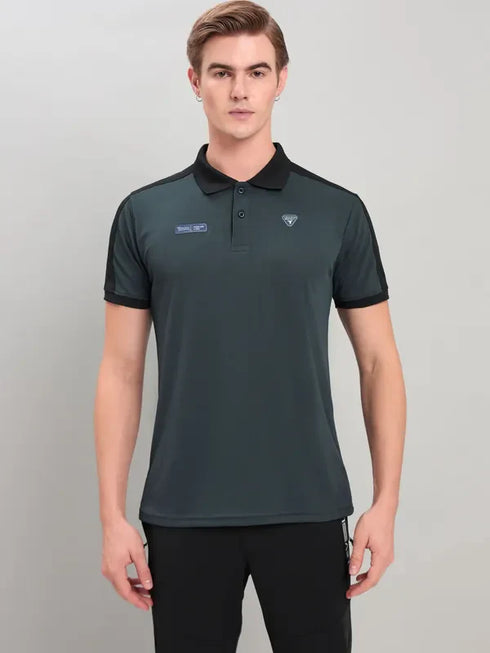 Men Colorblock Slim Fit Polo T-shirt with TECHNO COOL+