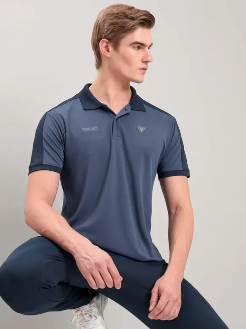 Men Colorblock Slim Fit Polo T-shirt with TECHNO COOL+