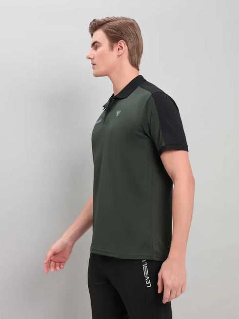 Men Colorblock Slim Fit Polo T-shirt with TECHNO COOL+