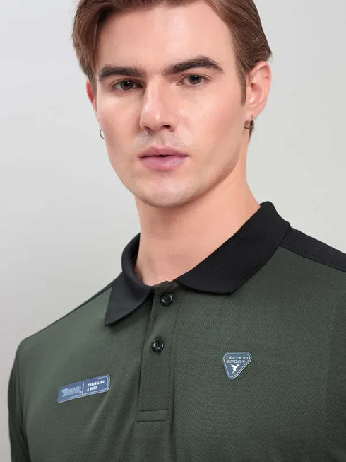 Men Colorblock Slim Fit Polo T-shirt with TECHNO COOL+