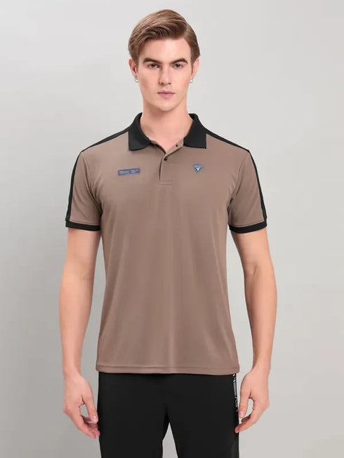 Men Colorblock Slim Fit Polo T-shirt with TECHNO COOL+