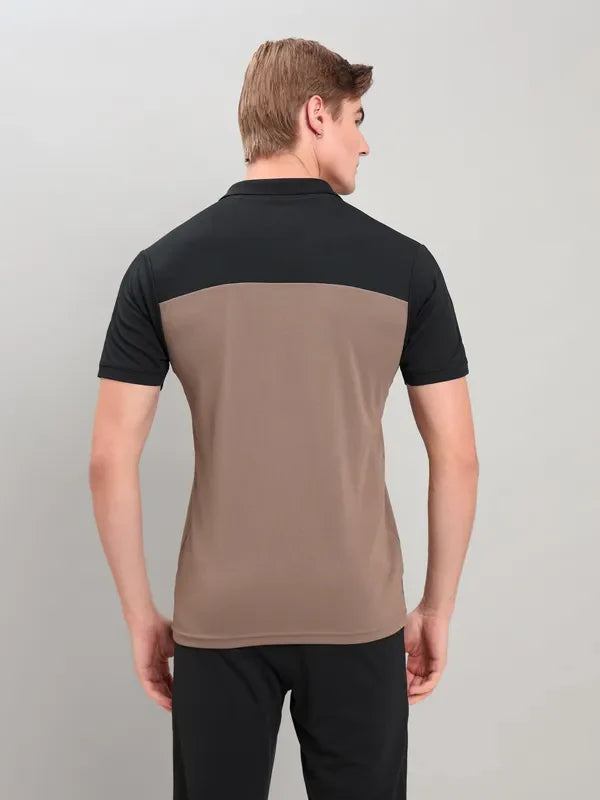 Men Colorblock Slim Fit Polo T-shirt with TECHNO COOL+