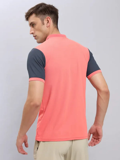 Men Colorblock Slim Fit Polo T-shirt with MATPIQ