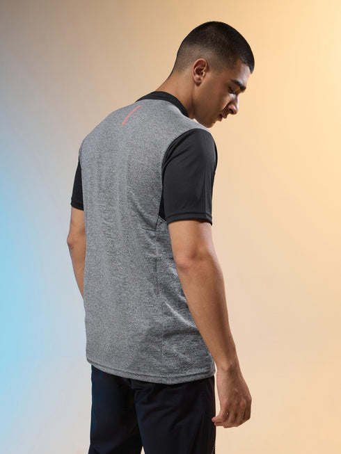 Men Melange Slim Fit Mock Neck T-shirt with TECHNO COOL+