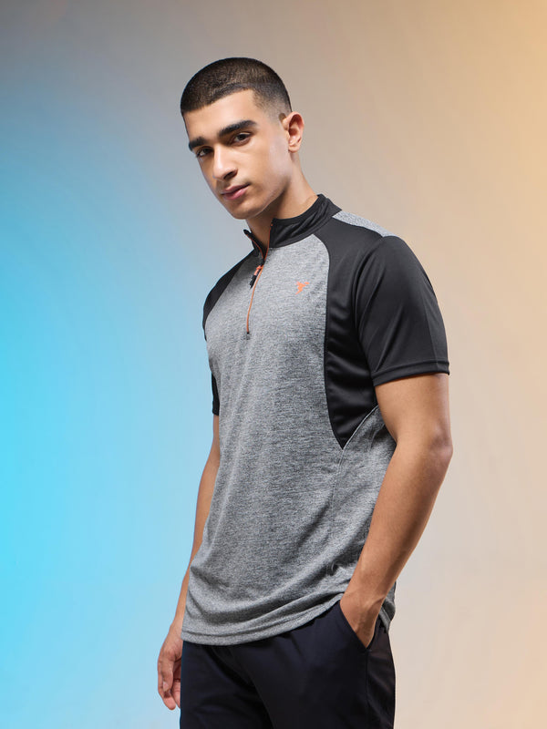 Men Melange Slim Fit Mock Neck T-shirt with TECHNO COOL+