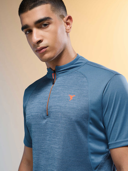 Men Melange Slim Fit Mock Neck T-shirt with TECHNO COOL+