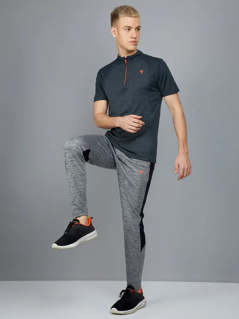 Men Melange Slim Fit Mock Neck T-shirt with TECHNO COOL+
