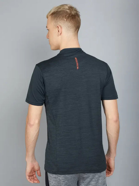 Men Melange Slim Fit Mock Neck T-shirt with TECHNO COOL+