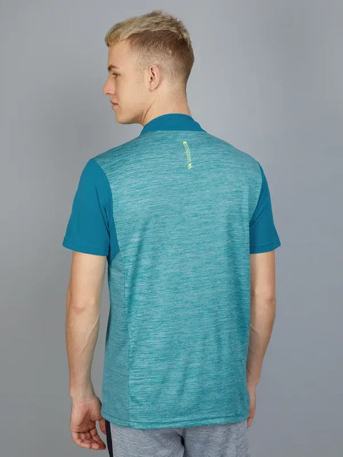 Men Melange Slim Fit Mock Neck T-shirt with TECHNO COOL+