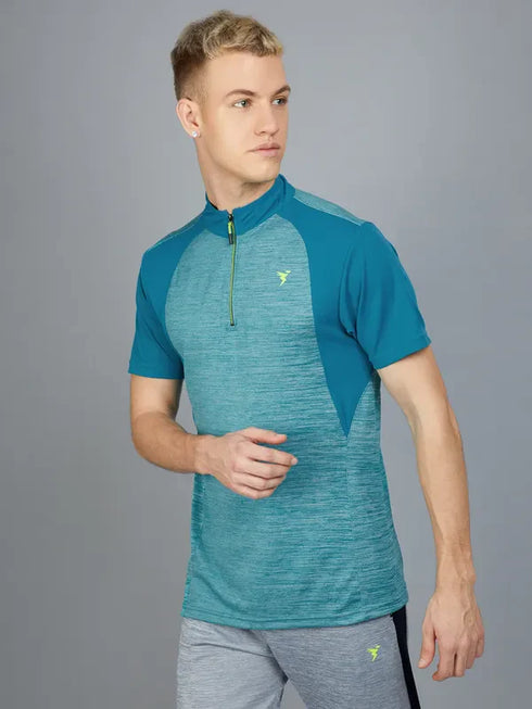 Men Melange Slim Fit Mock Neck T-shirt with TECHNO COOL+